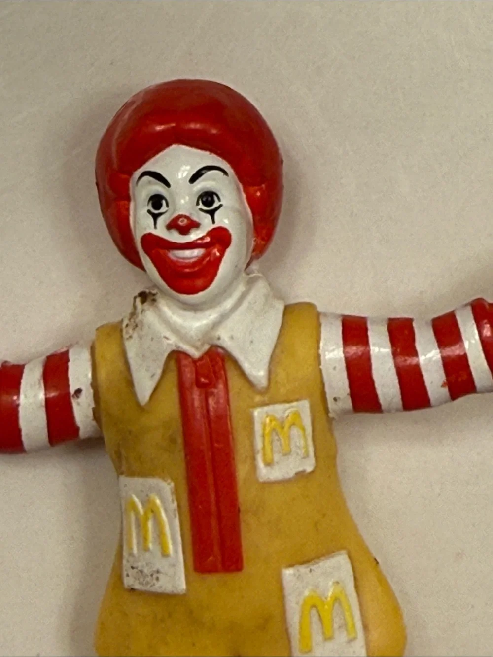 McDonald's | Toys | Vintage 995 Mcdonalds Red Yellow Clown Figurine ...